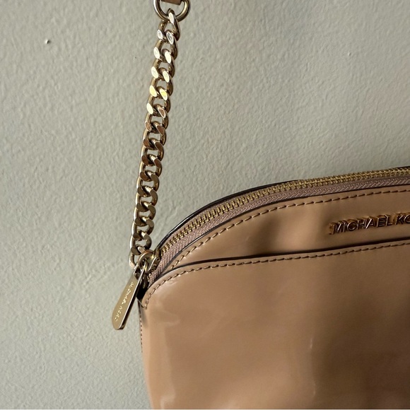 Michael Kors Crossbody - Picture 3 of 9